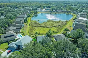 16517 Lake Heather Dr, Tampa, FL 33618 - Photo 31