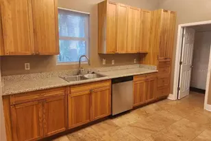 1923 W Pine St, Tampa, FL 33607 - Photo 7