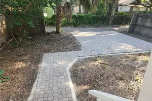 1923 W Pine St, Tampa, FL 33607 - Photo 19