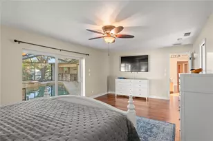 10285 Barry Dr, Largo, FL 33774 - Photo 11