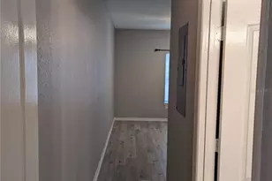 903 Normandy Trace Rd, Tampa, FL 33602 - Photo 7