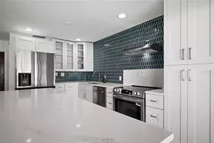 13441 Del Prado Dr S, Largo, FL 33774 - Photo 13