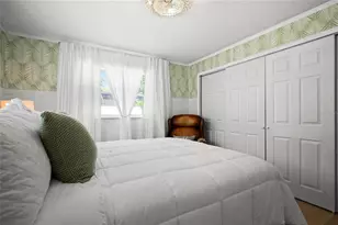 13441 Del Prado Dr S, Largo, FL 33774 - Photo 19