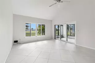 9050 Park Blvd, Seminole, FL 33777 - Photo 23