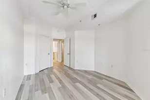 200 4th Ave S, Saint Petersburg, FL 33701 - Photo 29