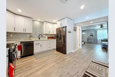 802 Mindy Court, Largo, FL 33771 - Photo 11