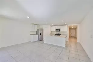 1213 Tahitian Sunrise Dr, Plant City, FL 33565 - Photo 15