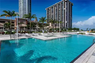 175 1st St S, Saint Petersburg, FL 33701 - Photo 17