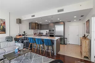 175 1st St S, Saint Petersburg, FL 33701 - Photo 5