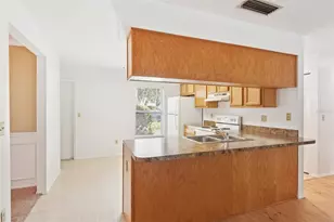 14128 Arbor Hills Rd, Tampa, FL 33625 - Photo 11