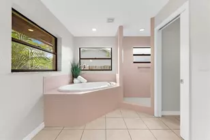 12601 Frank Dr S, Seminole, FL 33776 - Photo 23