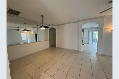 318 NW Shoreview Drive, Port Saint Lucie, FL 34986 - Photo 9