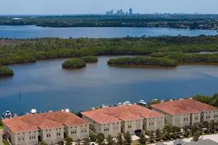 1040 Paseo Del Rio NE, Saint Petersburg, FL 33702 - Photo 97