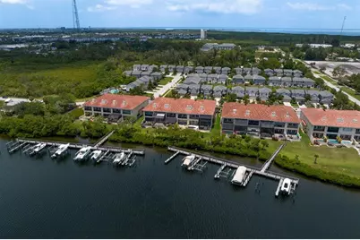 1040 Paseo Del Rio NE, Saint Petersburg, FL 33702 - Photo 87