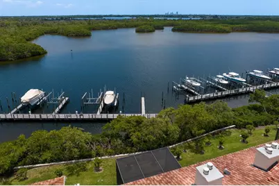 1040 Paseo Del Rio NE, Saint Petersburg, FL 33702 - Photo 93