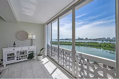 31 Island Way #605, Clearwater Beach, FL 33767 - Photo 5