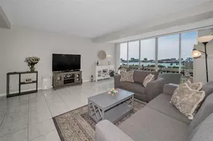31 Island Way, Clearwater Beach, FL 33767 - Photo 7