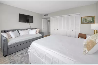 31 Island Way #605, Clearwater Beach, FL 33767 - Photo 31