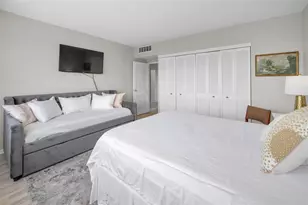 31 Island Way, Clearwater Beach, FL 33767 - Photo 31