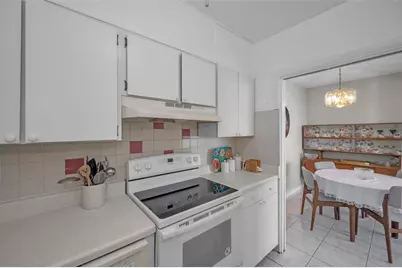 31 Island Way #605, Clearwater Beach, FL 33767 - Photo 15