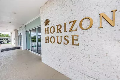 31 Island Way #605, Clearwater Beach, FL 33767 - Photo 5