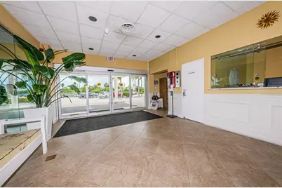 31 Island Way #605, Clearwater Beach, FL 33767 - Photo 5