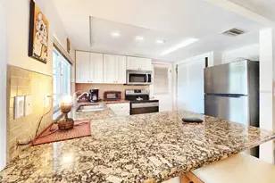 3520 Overland Dr, Holiday, FL 34691 - Photo 9