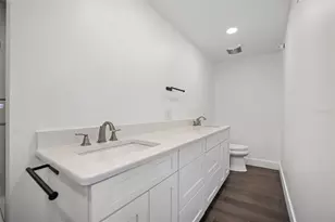 10830 Navajo Dr, Saint Petersburg, FL 33708 - Photo 53