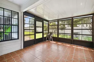 2608 Bentley Dr, Palm Harbor, FL 34684 - Photo 33