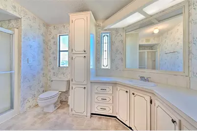 37605 Amigo Drive, Zephyrhills, FL 33541 - Photo 27