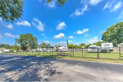 37605 Amigo Drive, Zephyrhills, FL 33541 - Photo 35