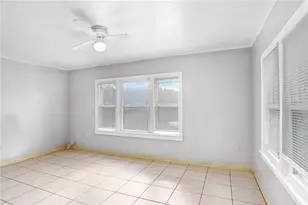 827 Paris Ave S, Saint Petersburg, FL 33701 - Photo 7