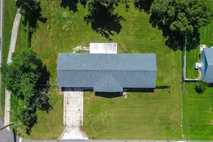 2015 Capri Rd, Valrico, FL 33594 - Photo 29