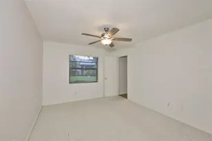2122 Hereford Dr, Sun City Center, FL 33573 - Photo 17