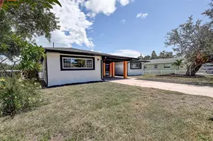 4841 108th Street N, Saint Petersburg, FL 33708 - Photo 3