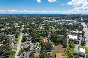 126 SE Madison Cir N, Saint Petersburg, FL 33703 - Photo 51