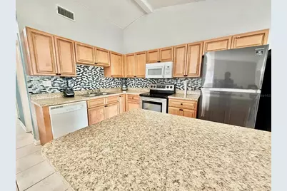 10309 Parkcrest Drive, Tampa, FL 33624 - Photo 9