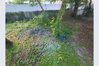 3425 E Powhatan Avenue, Tampa, FL 33610 - Photo 17