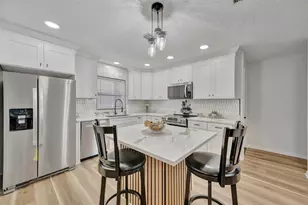 6209 Flamingo Dr, Apollo Beach, FL 33572 - Photo 11