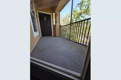 10106 Courtney Oaks Circle #301, Tampa, FL 33619 - Photo 9