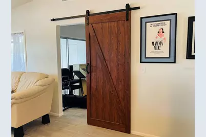 7330 Parkside Villas Drive, Saint Petersburg, FL 33709 - Photo 3