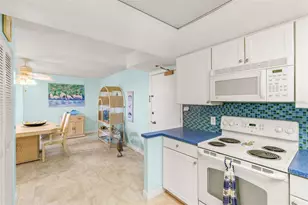 1 Key Capri, Treasure Island, FL 33706 - Photo 15