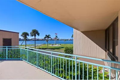 1 Key Capri #102E, Treasure Island, FL 33706 - Photo 5