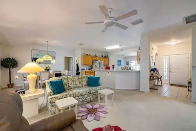 10709 Collar Dr, San Antonio, FL 33576 - Photo 7