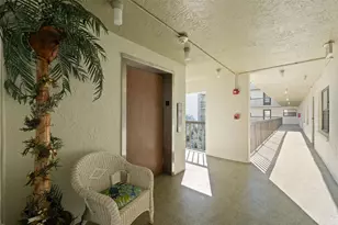 9860 62nd Terrace N, Saint Petersburg, FL 33708 - Photo 7
