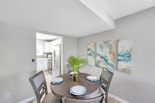 6311 Newtown Cir, Tampa, FL 33615 - Photo 15