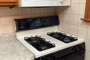 5660 80th St N, Saint Petersburg, FL 33709 - Photo 15