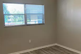 5660 80th St N, Saint Petersburg, FL 33709 - Photo 27