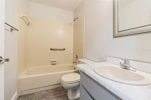 2010 Cedar Run Dr, Plant City, FL 33563 - Photo 11