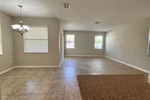 2711 Garden Falls Dr, Brandon, FL 33511 - Photo 11